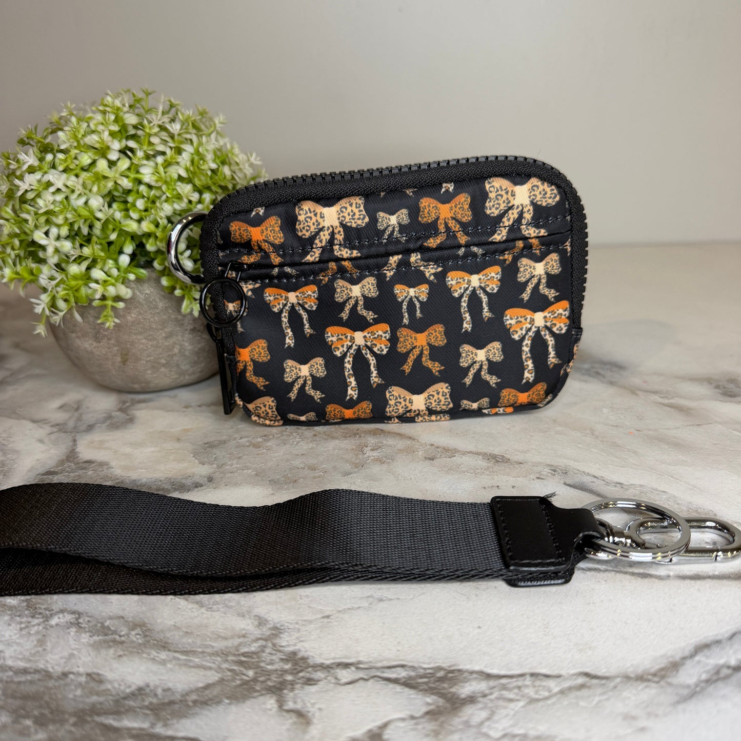 Rue - Nylon Wristlet Wallet - Black Animal Bow
